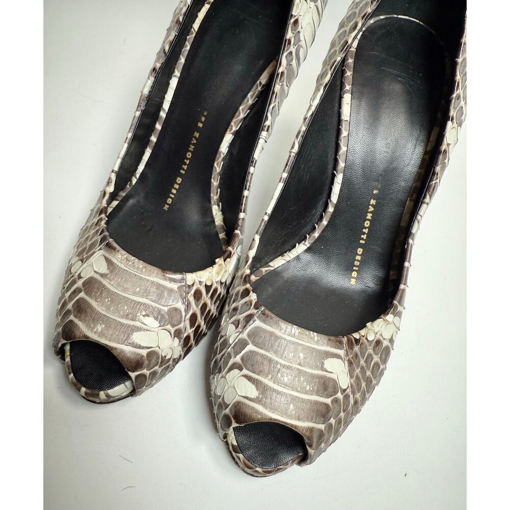 Giuseppe Zanotti Python Print Peep Toe Heels Size… - image 4
